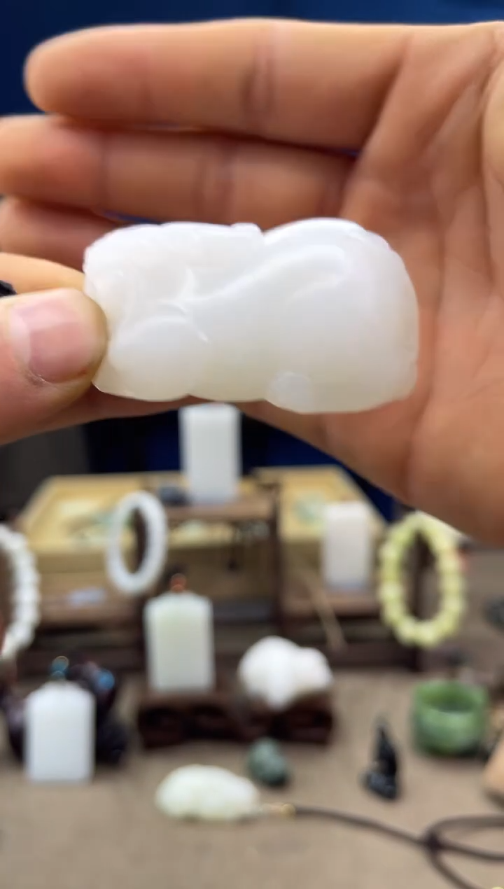 【闪购商品】和田玉颈饰未镶嵌1