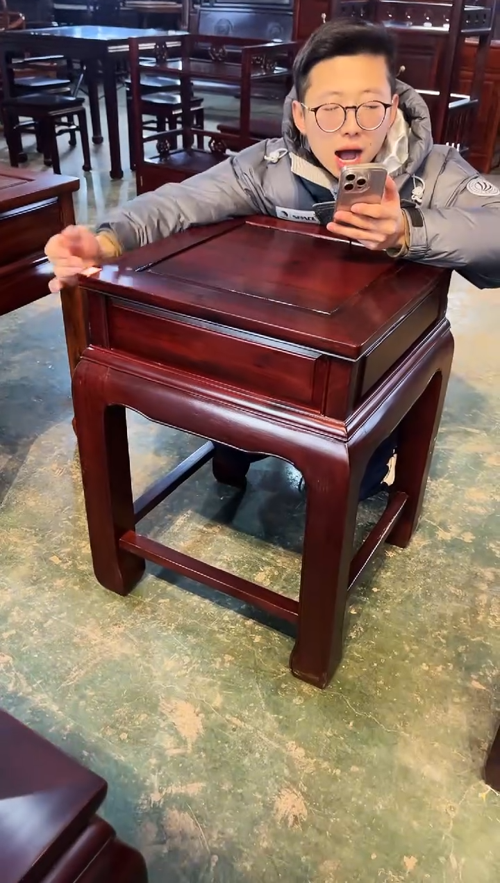 【闪购商品】黑酸枝木类成套家具J23