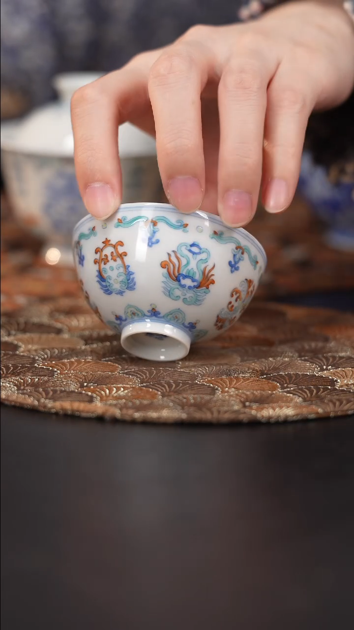 【闪购商品】杯蕴和堂斗彩忍冬