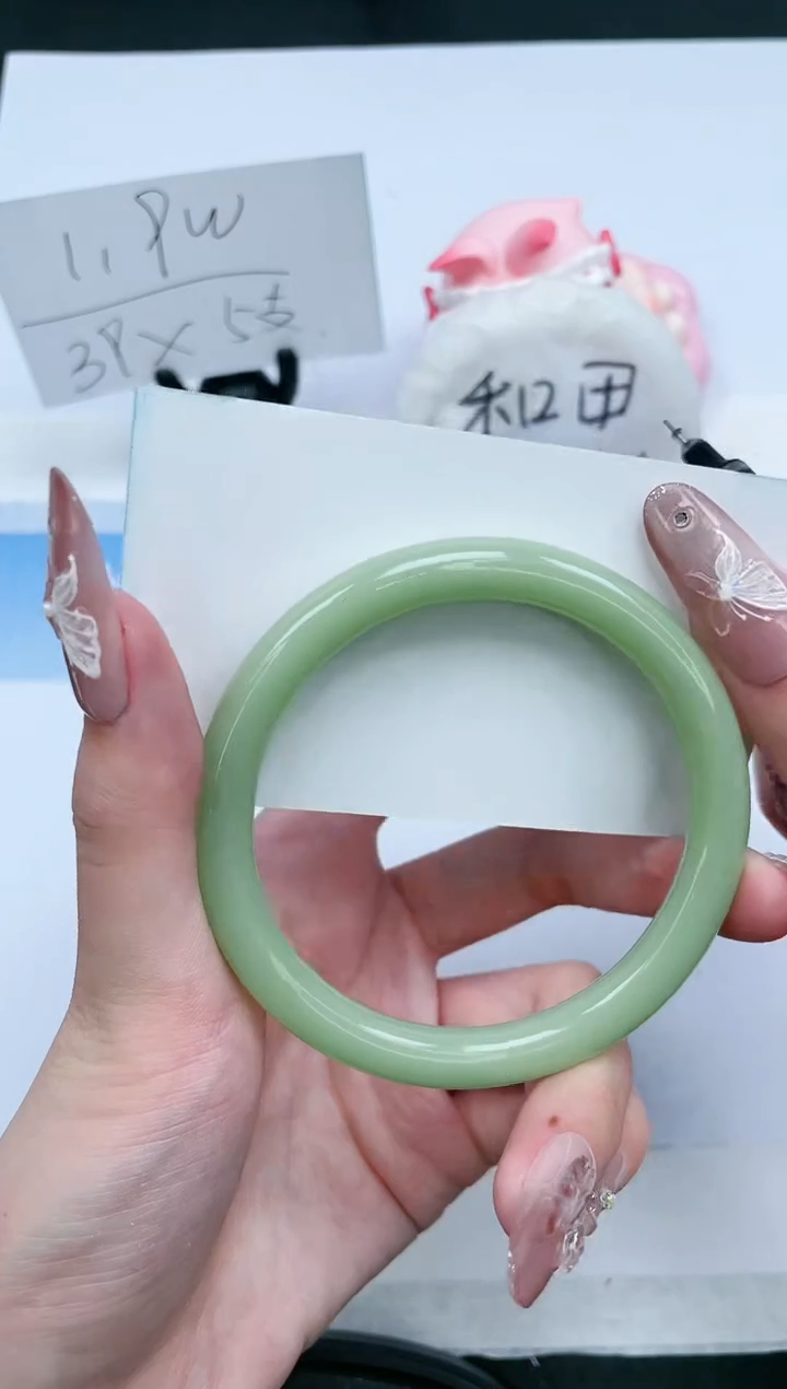 石英质玉未镶嵌手镯395-59