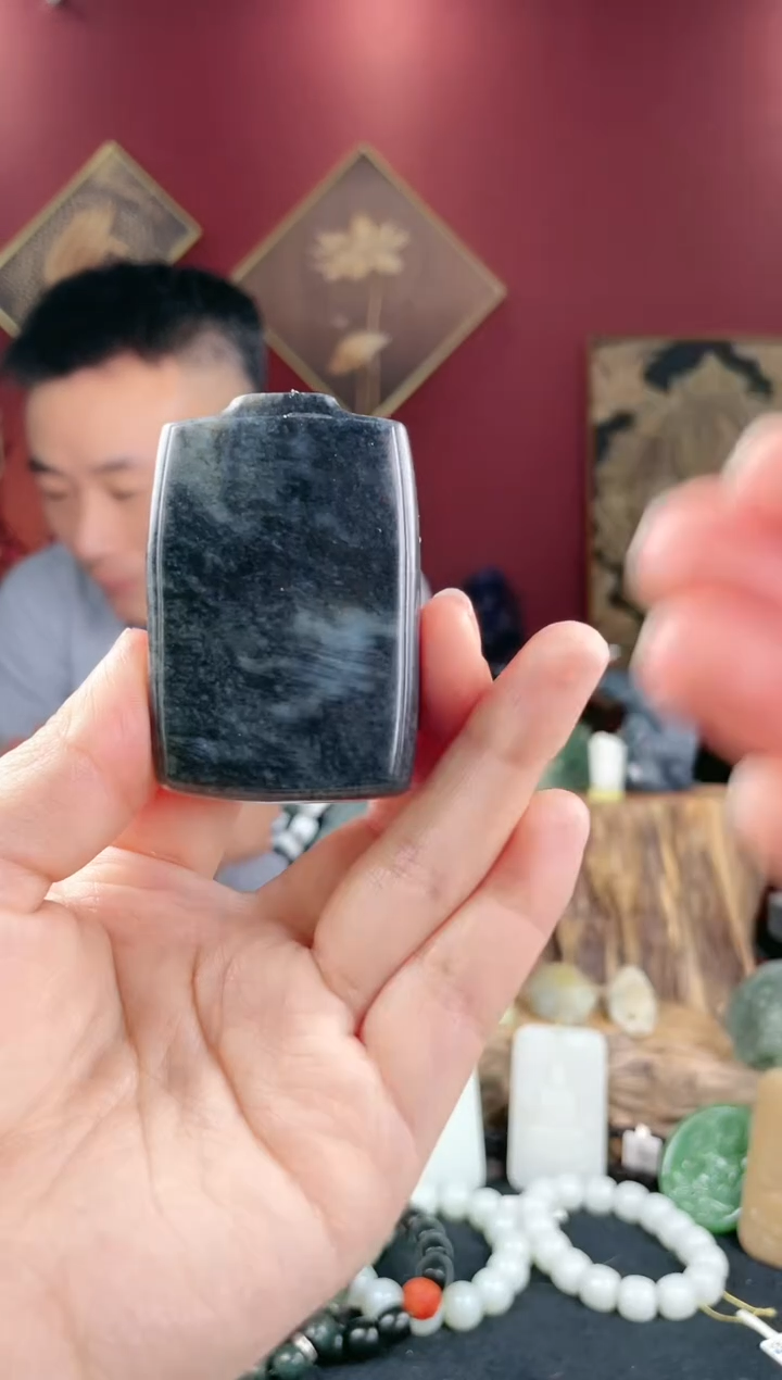 【闪购商品】和田玉把件未镶嵌无事牌