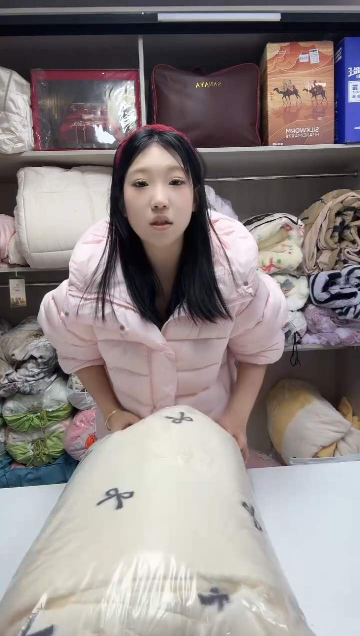 羊羔毛200*230cm兔毛绒四件套咖色蝴蝶结
