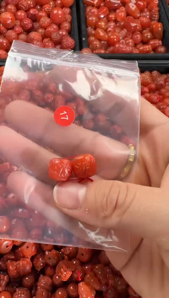 【闪购商品】南红玛瑙颈饰未镶嵌4