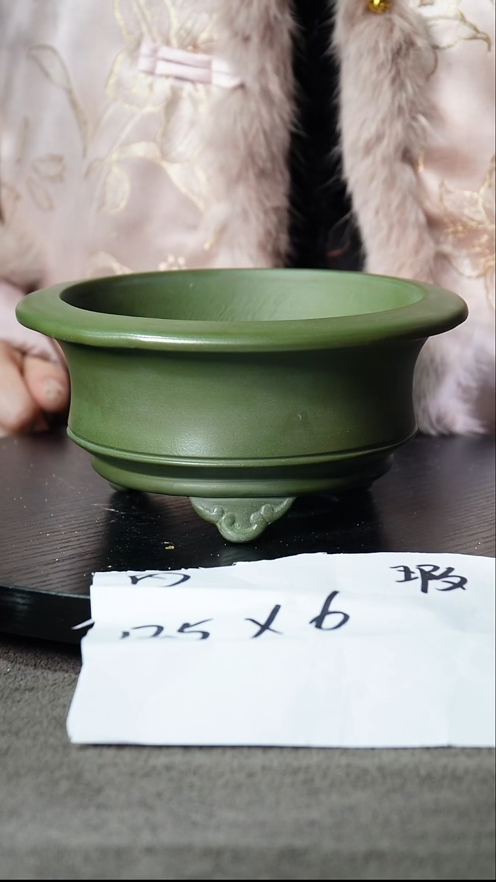 宜兴紫砂小小花盆