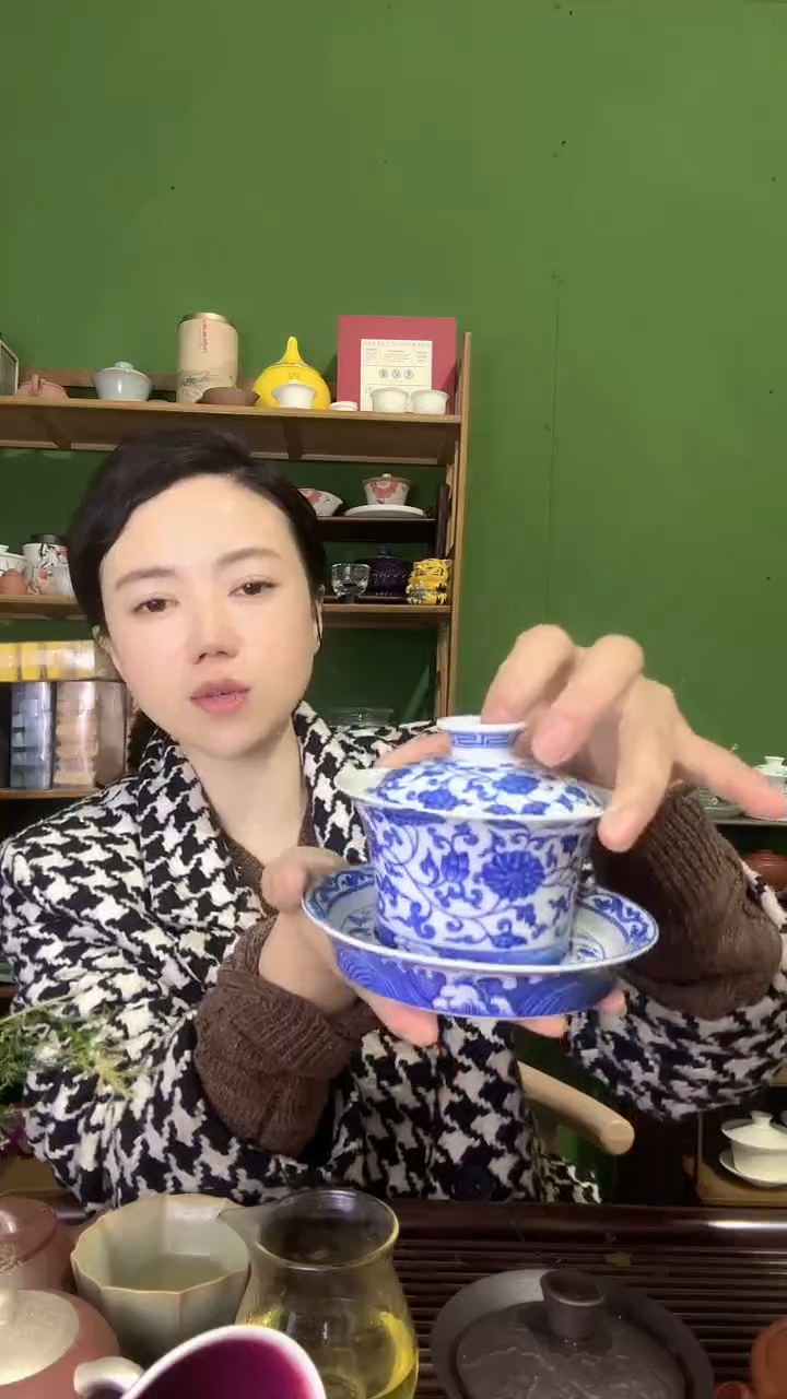 【闪购商品】彩总优选单品青花缠枝莲马蹄盖碗