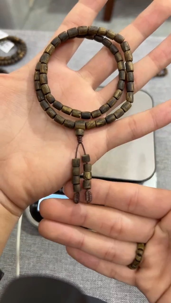 【闪购商品】沉香手串05沉水桶珠双圈8克+ 多样性发其一