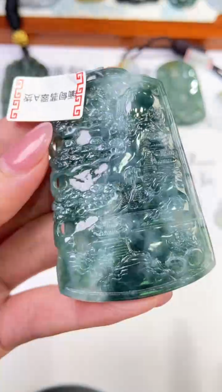 翡翠挂件未镶嵌293427   