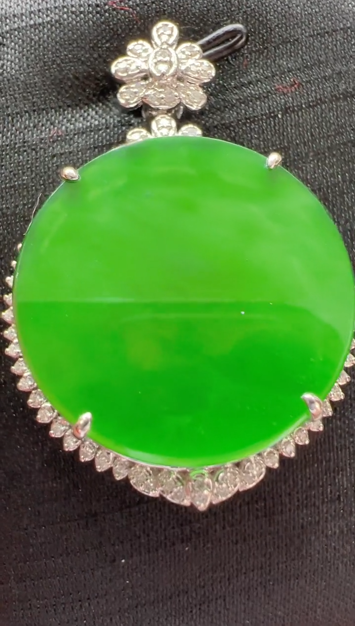 【闪购商品】翡翠吊坠(不含链)18K金镶嵌多样性发货拍一发一