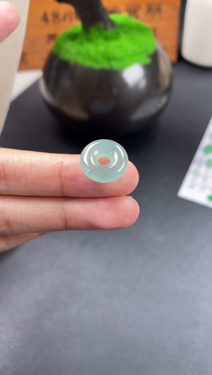 颈饰未镶嵌翡翠翡翠冰种甜甜圈
