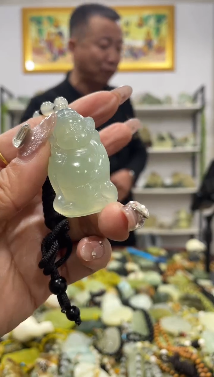 【闪购商品】岫玉吊坠未镶嵌         