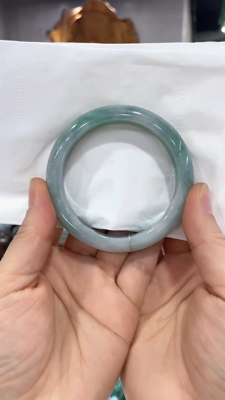 未镶嵌手镯翡翠56