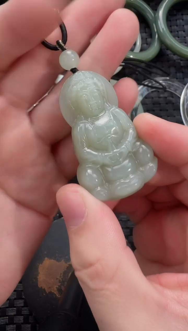颈饰未镶嵌和田玉观音
