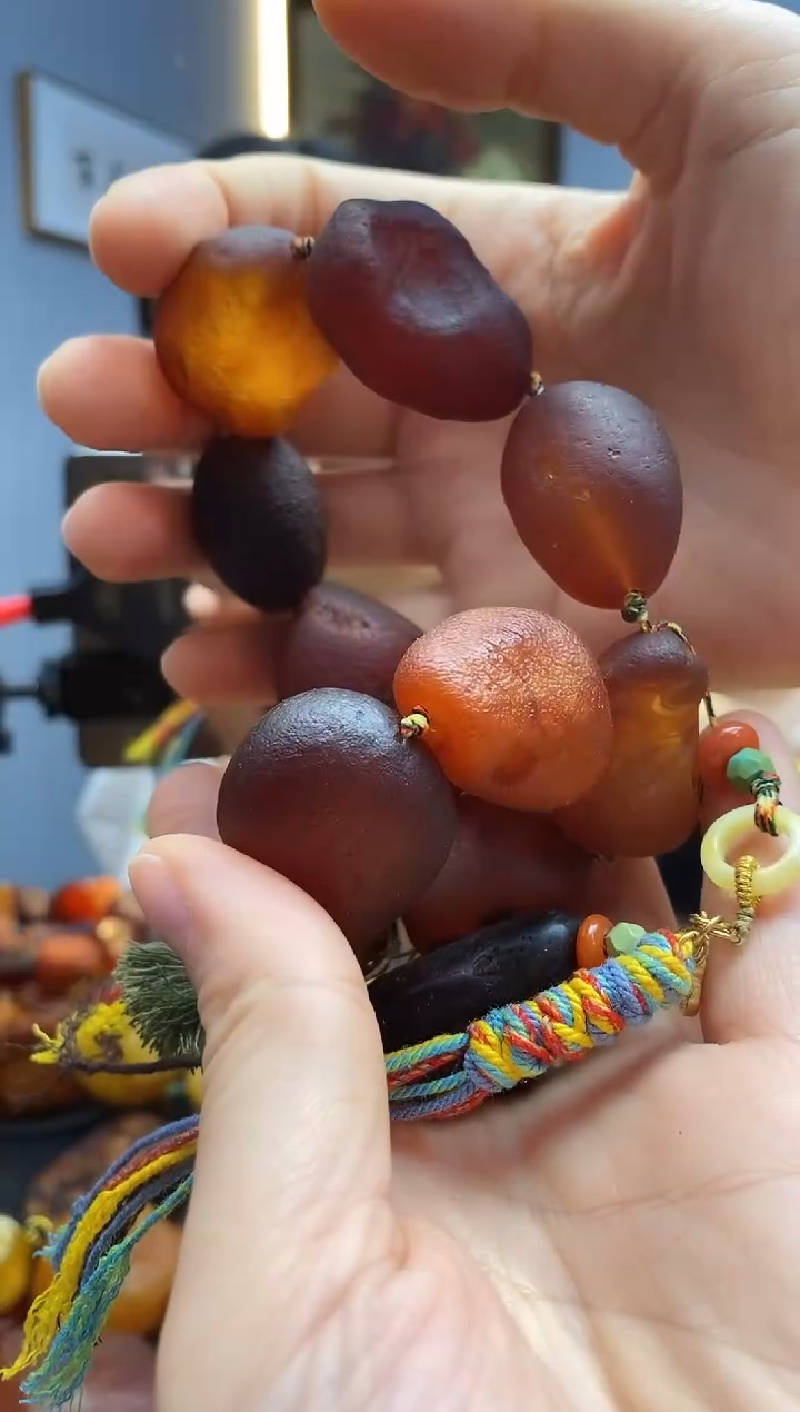 手链琥珀未镶嵌手持