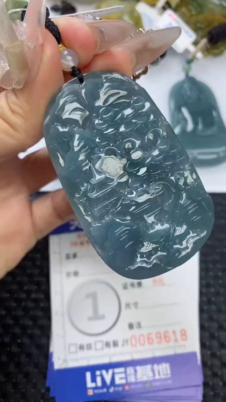 【闪购商品】翡翠颈饰未镶嵌1111111111111111