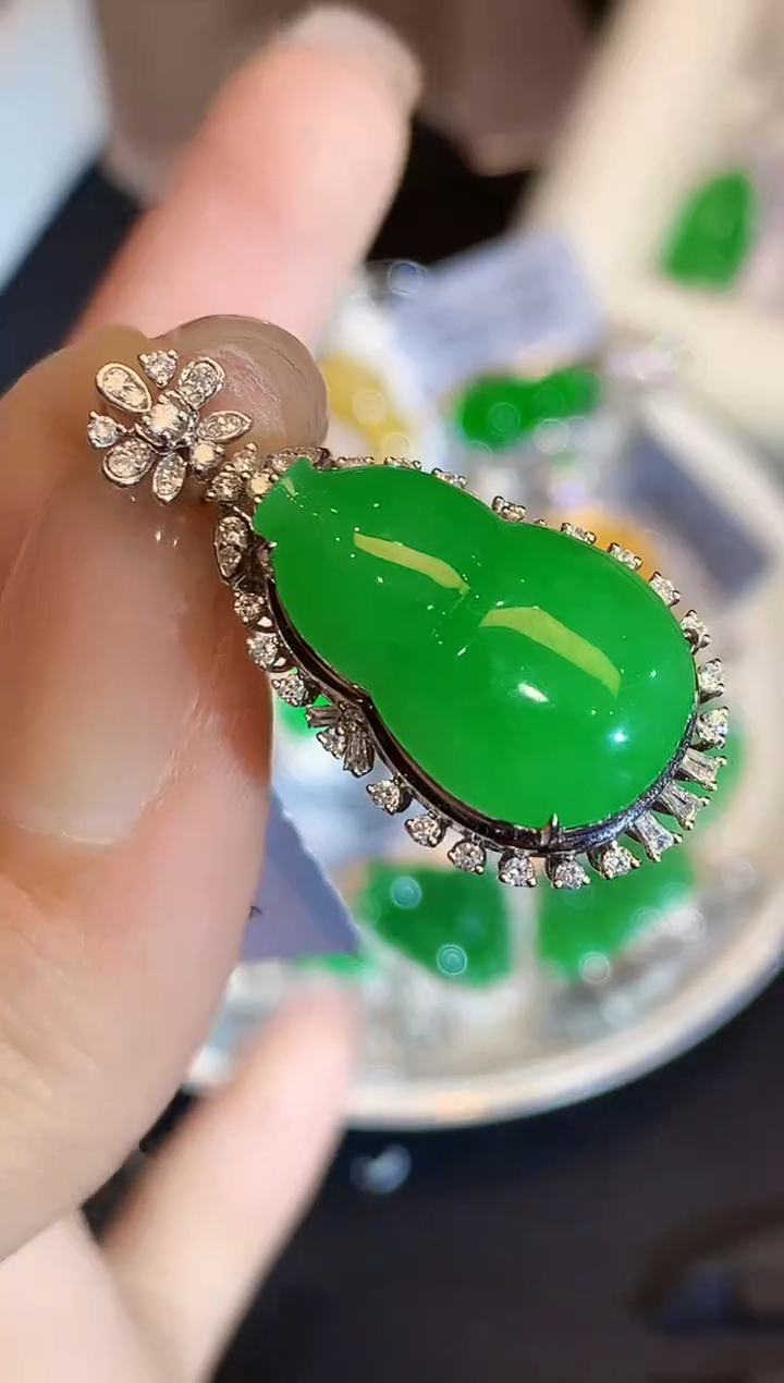 吊坠(不含链)未镶嵌翡翠LSR