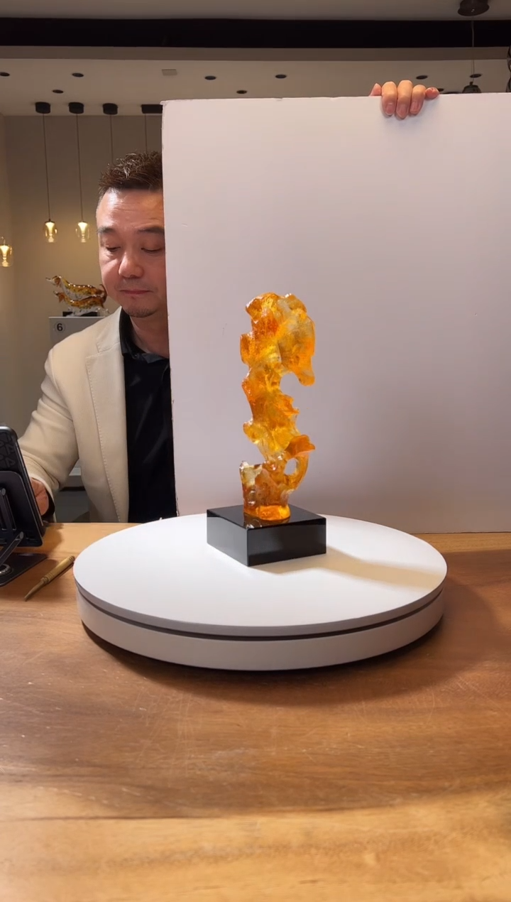 【闪购商品】茶宠小号琥珀金太湖石+100*100黑底座