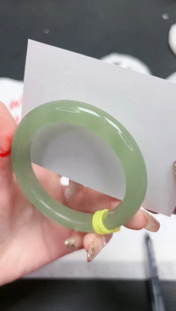 【闪购商品】石英质玉手镯未镶嵌382-55