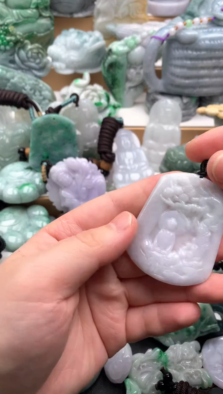 吊坠(不含链)未镶嵌翡翠1