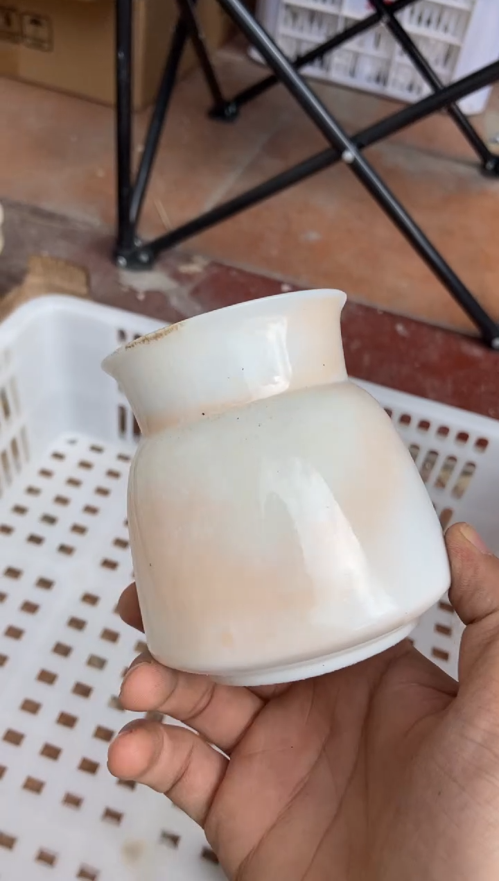 无运费险有瑕疵的摄影的产品有使用过的痕迹有点脏介意勿拍