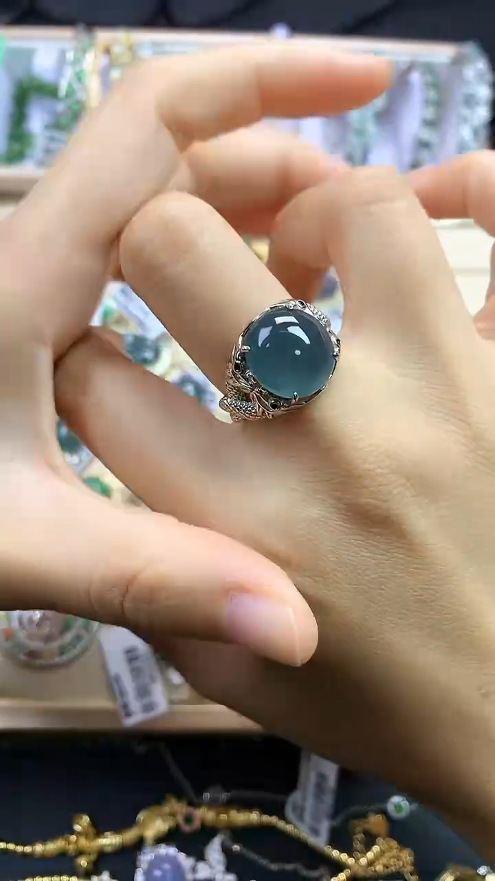 翡翠银S925镶嵌颈饰翡翠 银S925镶嵌 颈饰