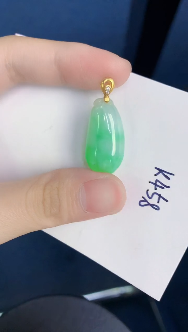 颈饰未镶嵌翡翠天然翡翠缅甸A货