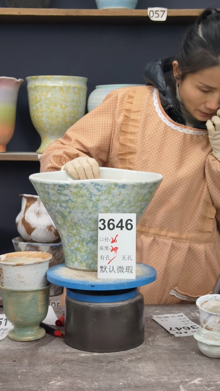 景德镇陶园花盆3646