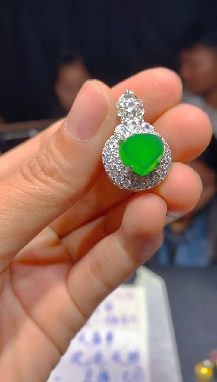 【闪购商品】定制翡翠未镶嵌159多样性发货（发其一）