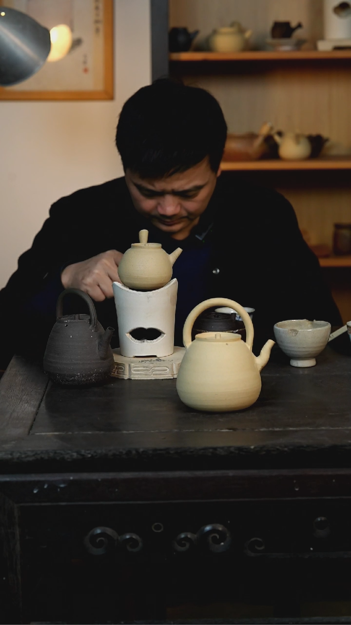 【闪购商品】白泥（推广款）素面提梁 约550cc