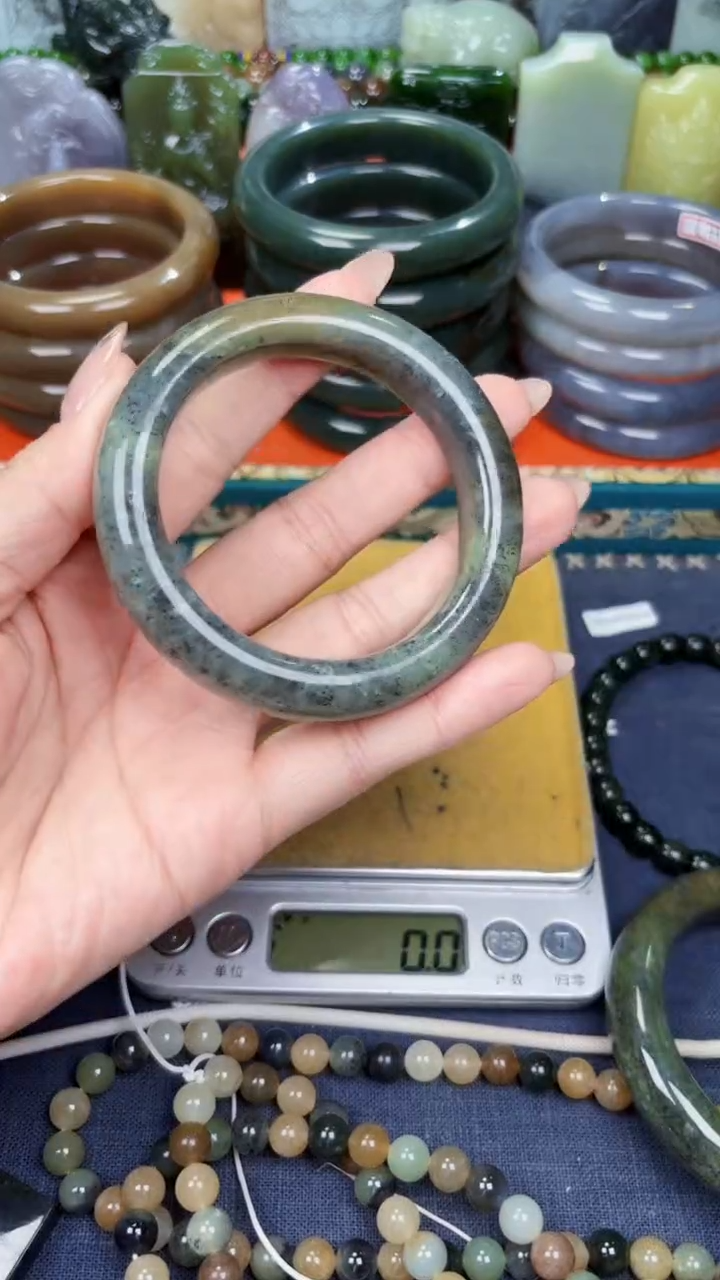 颈饰未镶嵌和田玉和田玉55