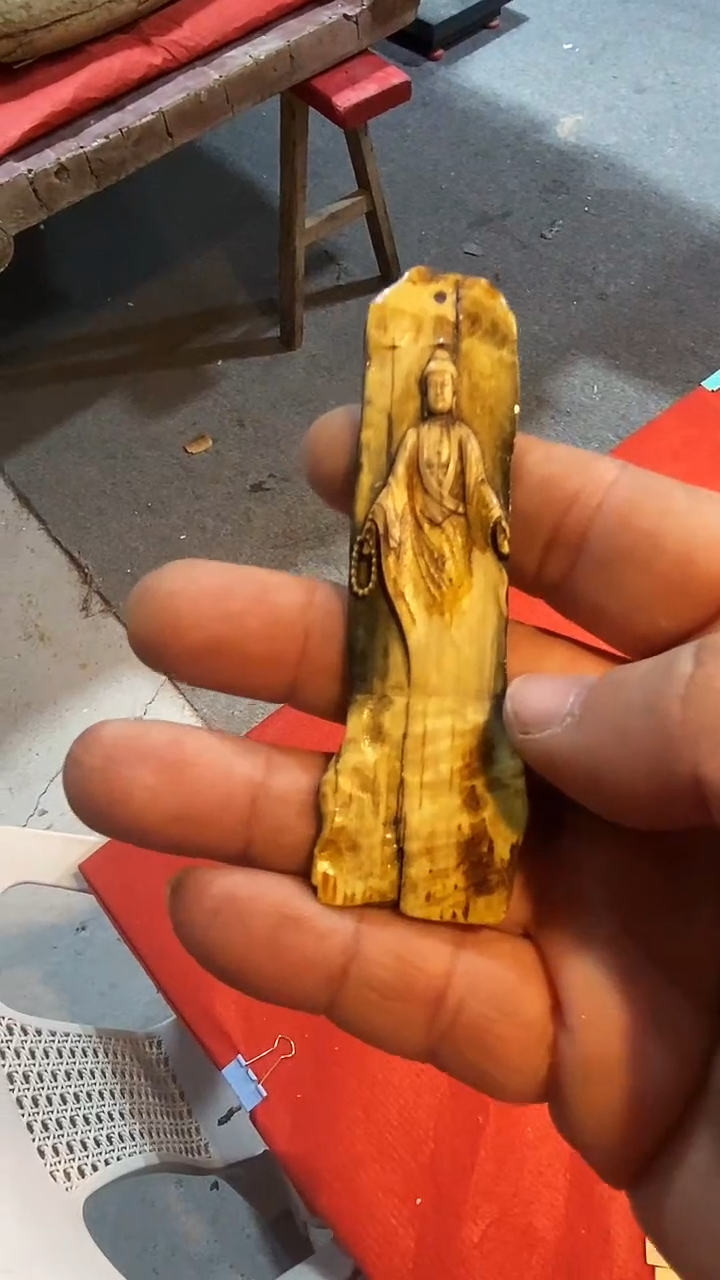 泥塑腾*小手把件摆件