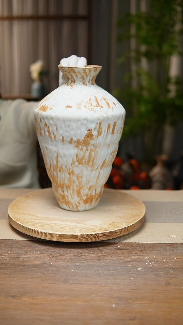 【闪购商品】陶瓷花器诧寂黄高脚