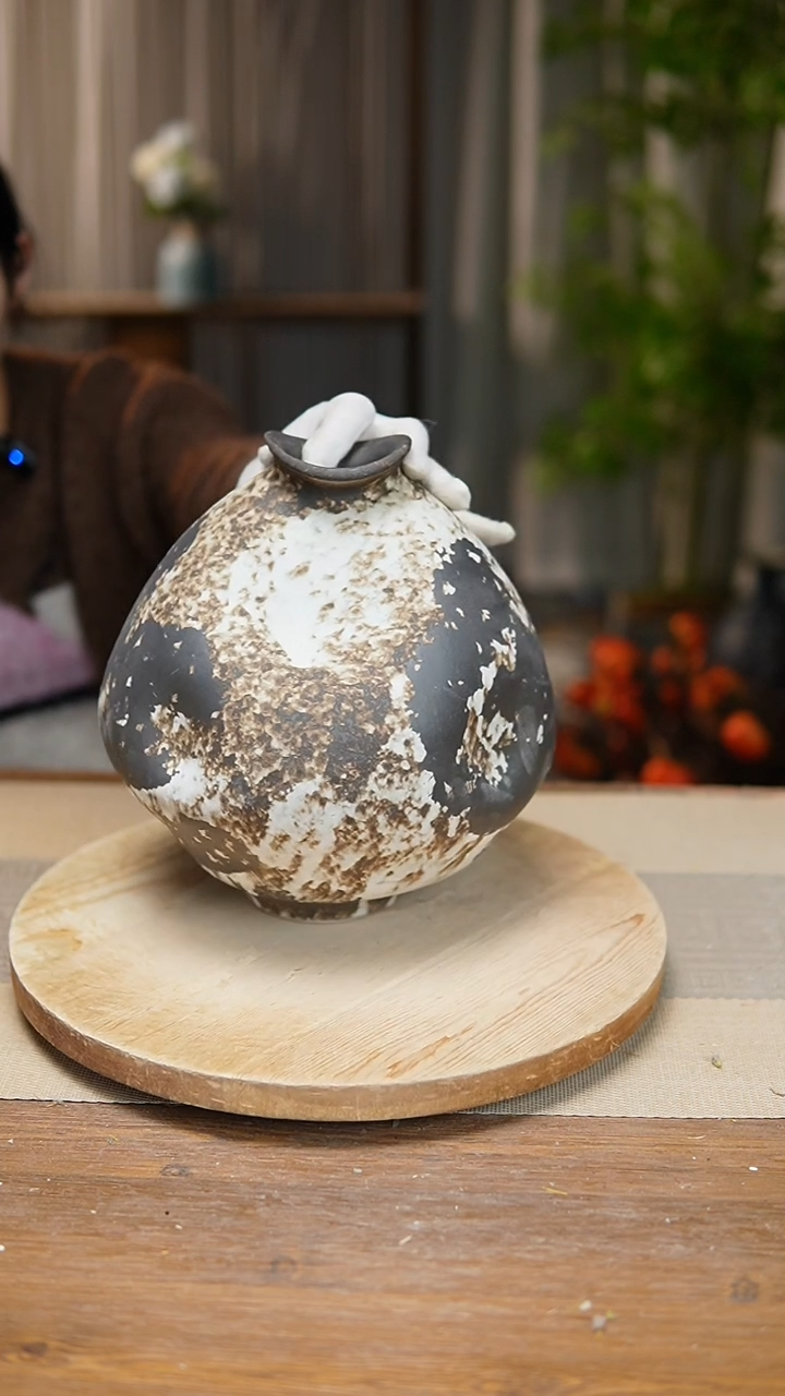 【闪购商品】陶瓷花器诧寂黑大肚