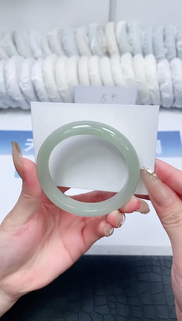 【闪购商品】石英质玉手镯未镶嵌Q36-57