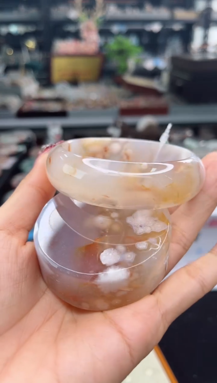 【闪购商品】石英质玉手镯未镶嵌58圈口（赠品镯心）1795662