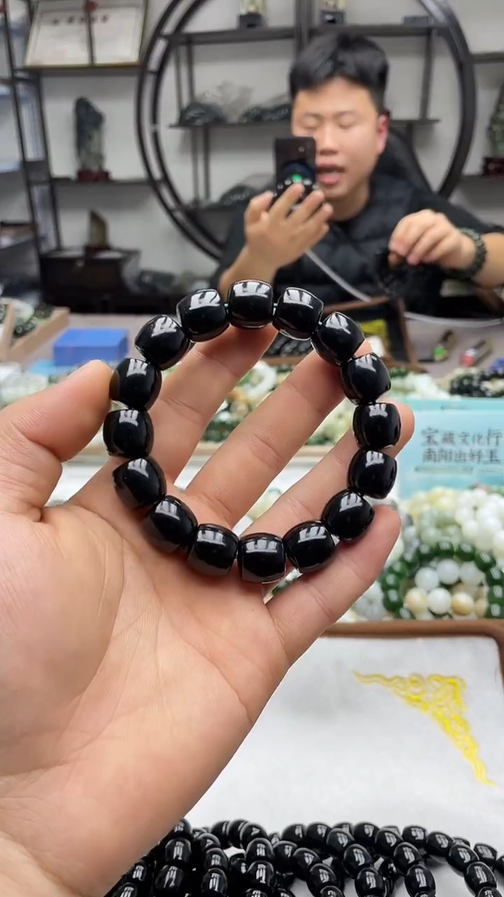 未镶嵌手串和田玉纯天然新疆塔县黑青14直切