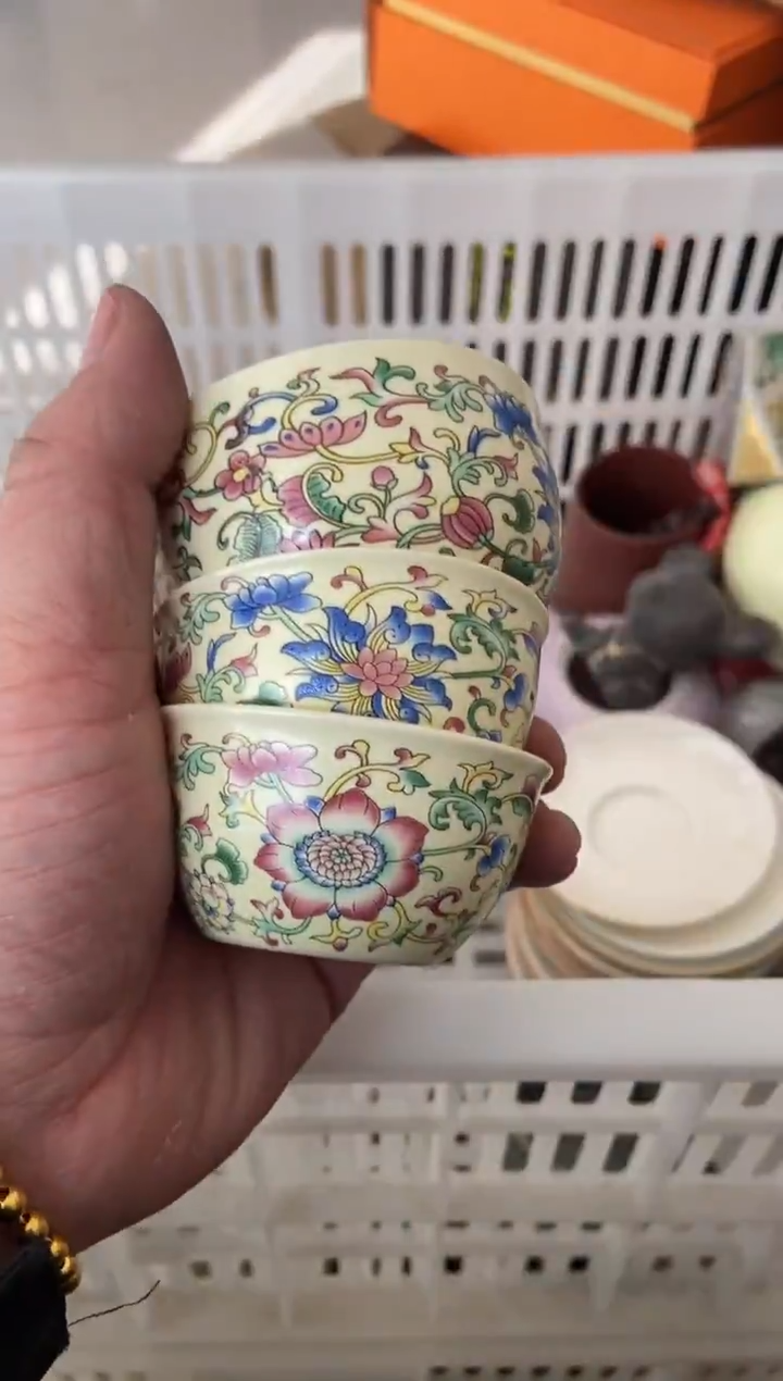 杯无运费险有瑕疵的摄影的产品有使用过的痕迹有点脏介意勿拍