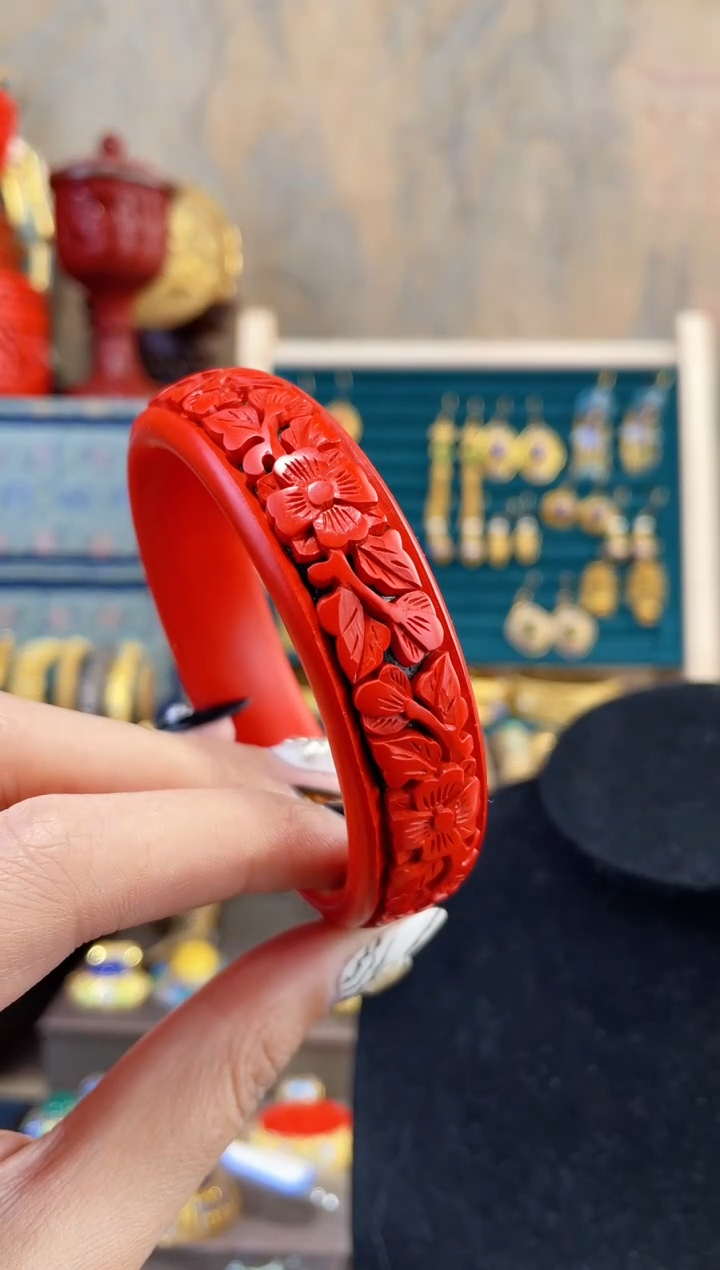 【闪购商品】非遗雕漆精品花卉镯子57-61