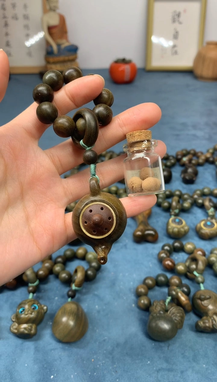 【闪购商品】维腊木（绿檀）把件把把壶香囊 送1瓶香丸