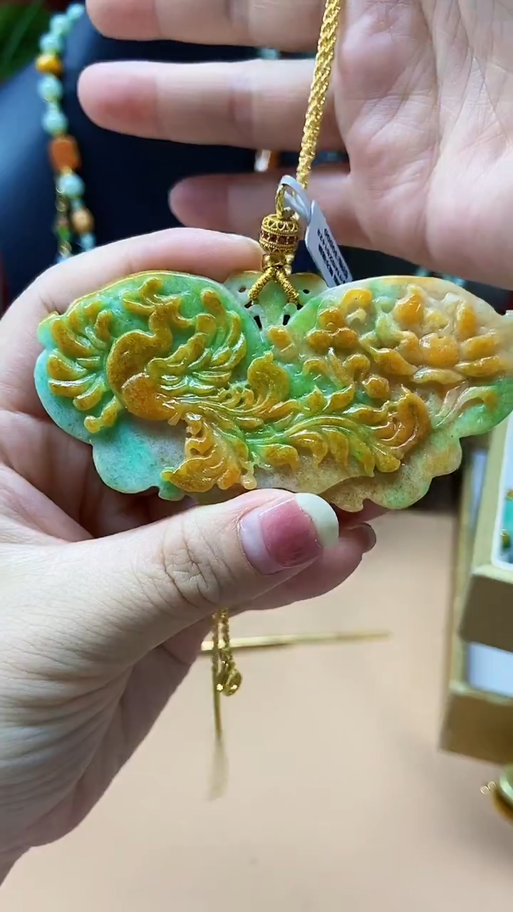 未镶嵌翡翠耳饰吊坠