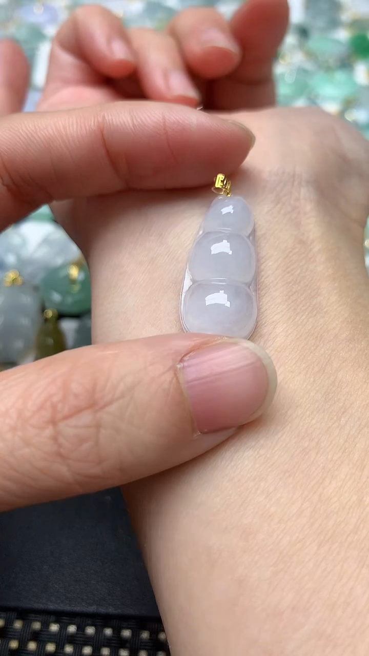 颈饰18K金镶嵌翡翠天然缅甸A货翡翠