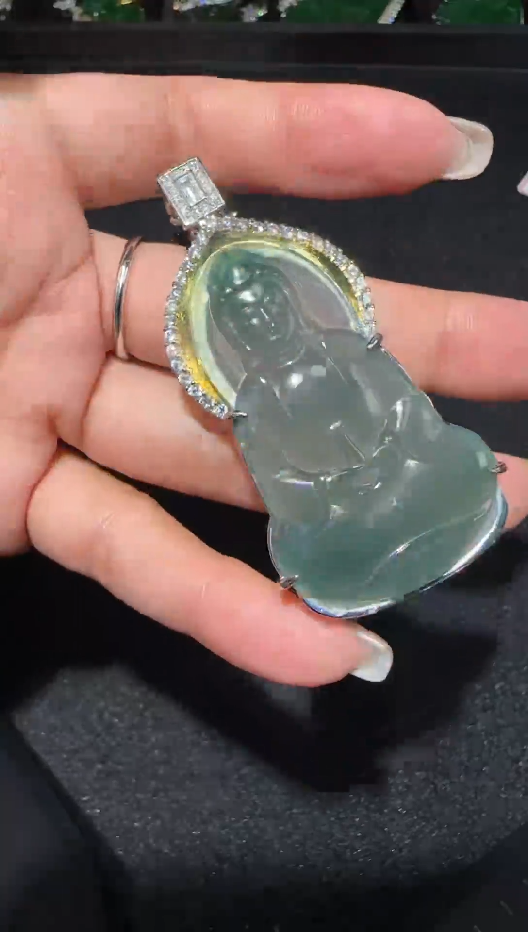 【闪购商品】翡翠吊坠(赠链)未镶嵌多样性发货拍一发一