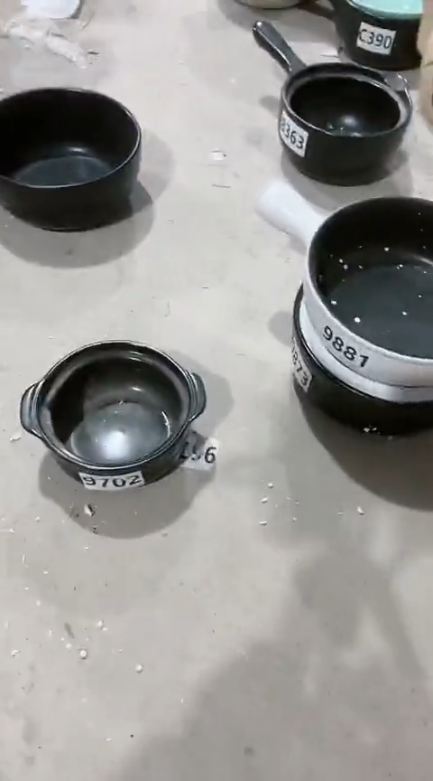 【闪购商品】9702大瑕疵黑锅不带盖，