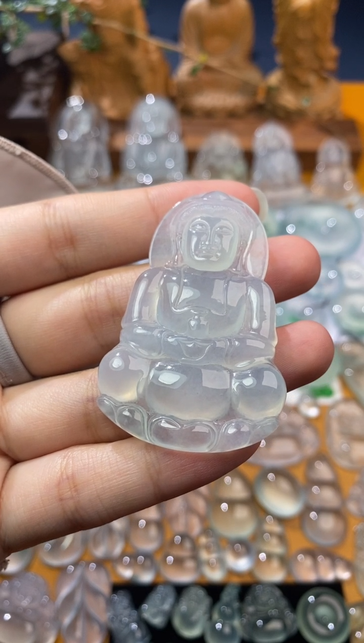 【闪购商品】定制翡翠未镶嵌观音51.8*35*5.7