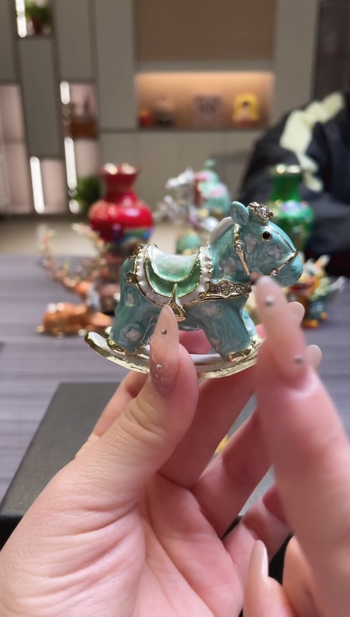 七宝烧珐琅彩首饰盒