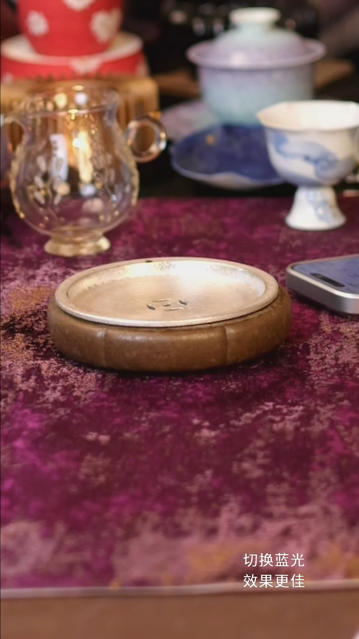 三柒青苔釉壶承1