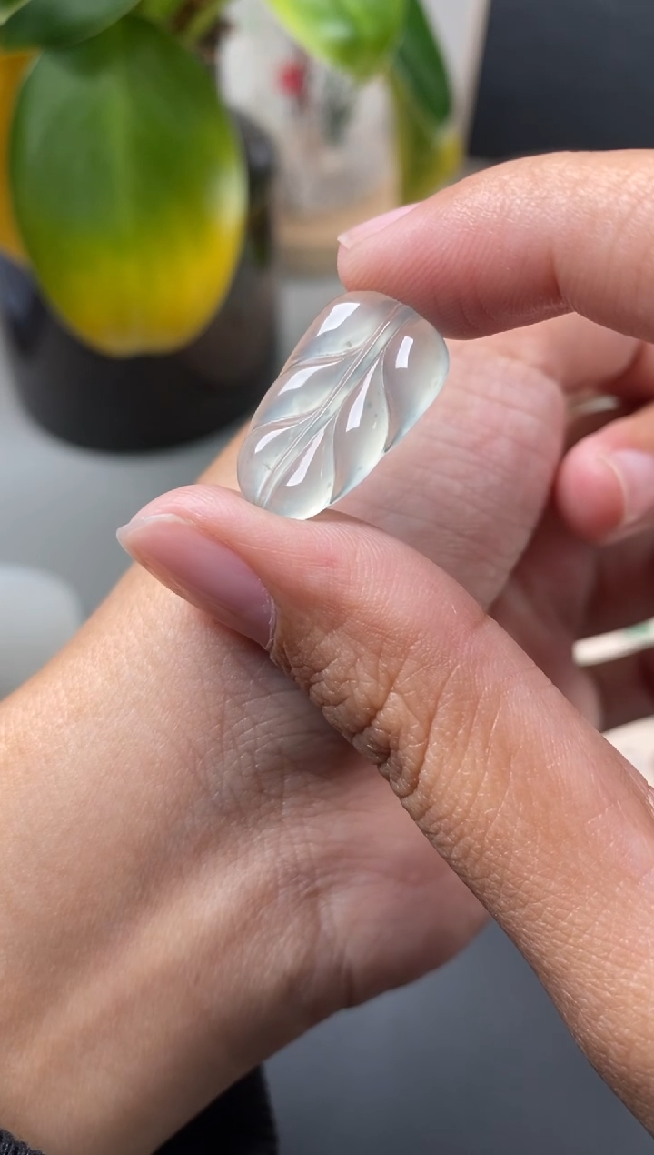 【闪购商品】翡翠颈饰未镶嵌翡翠冰晴叶子