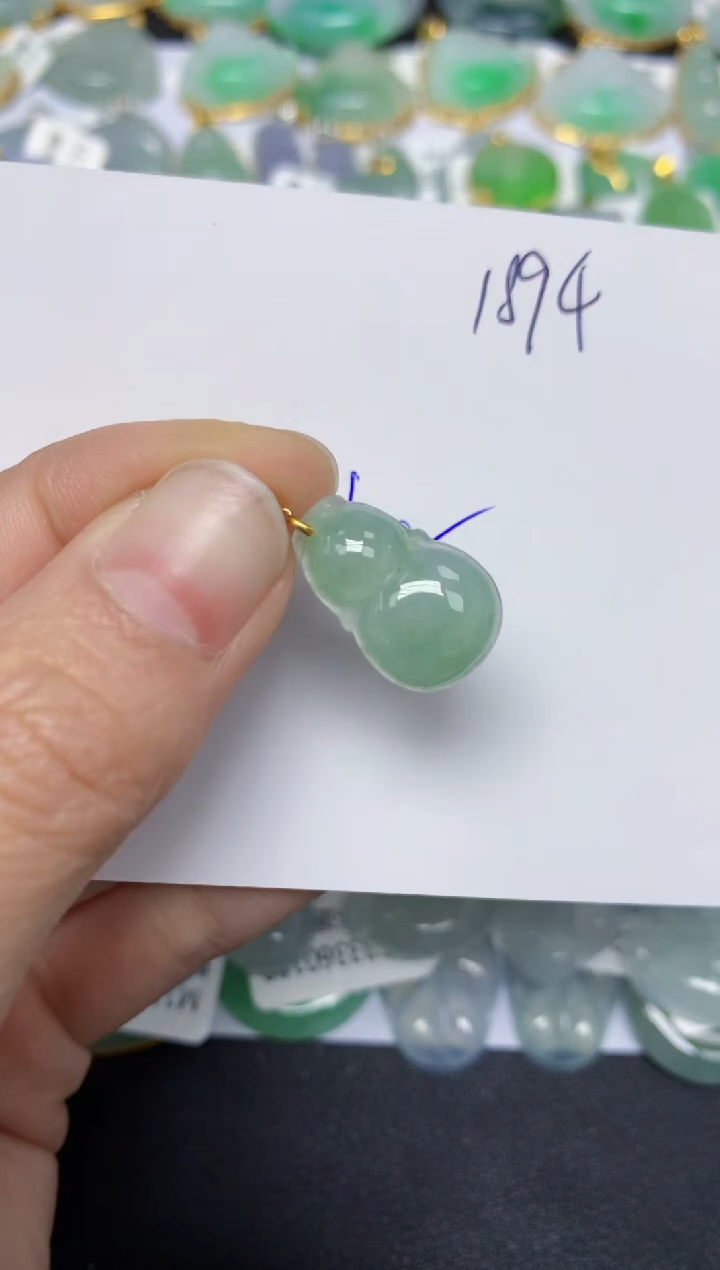 【闪购商品】翡翠颈饰18K金镶嵌天然翡翠A货