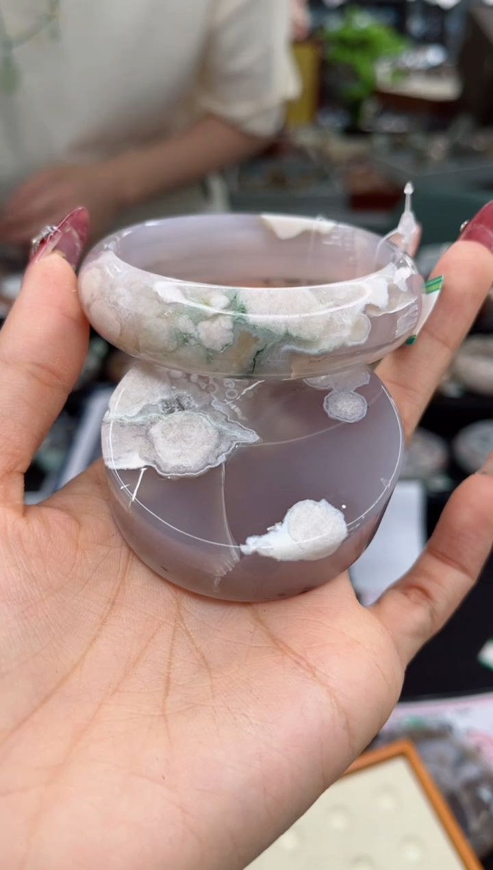 【闪购商品】石英质玉手镯未镶嵌57圈口（赠品镯心）6572323