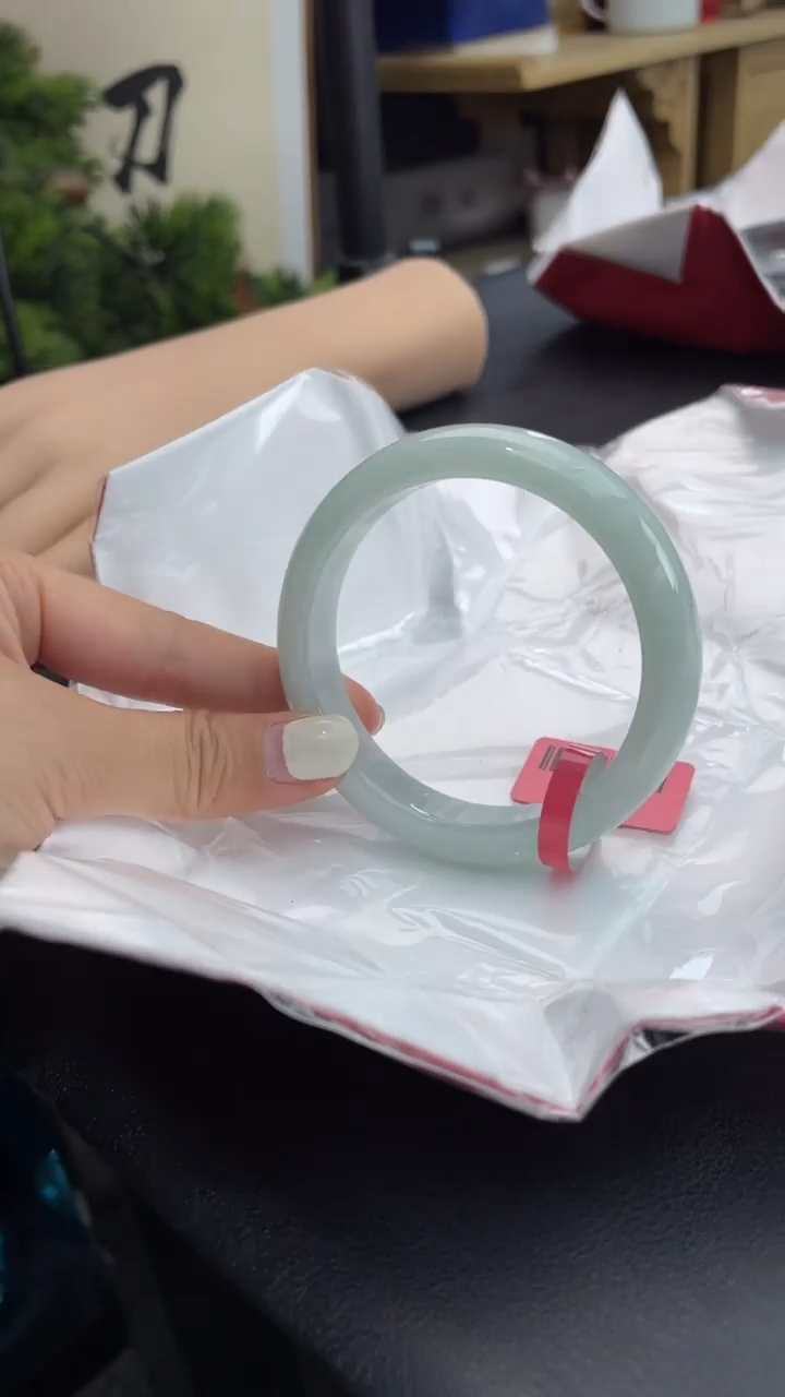 【闪购商品】翡翠手镯未镶嵌12翡翠手镯