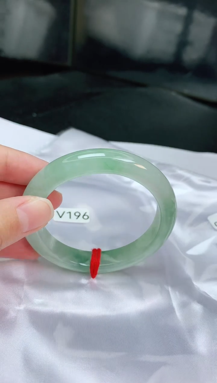【闪购商品】翡翠手镯未镶嵌缅甸天然A货翡翠手镯